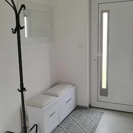 S Bazenem A Saunou Apartamento *
