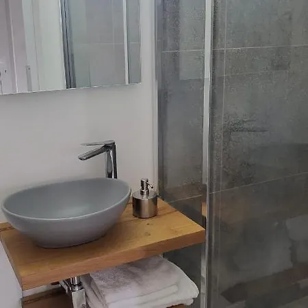 Lejlighed S Bazenem A Saunou Kadaň