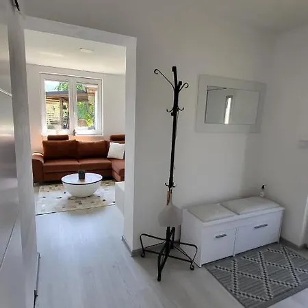 S Bazénem A Saunou Apartmán *